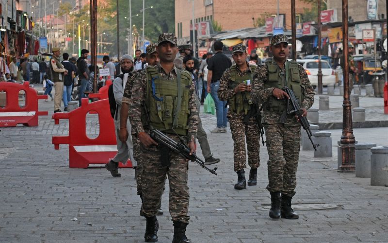 indijski vojaki, srinagar.jpg