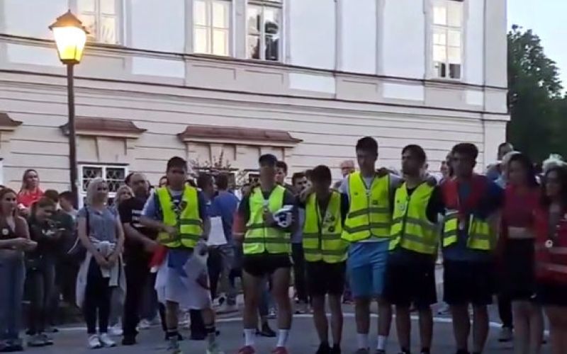 srbski študenti v Salzburgu