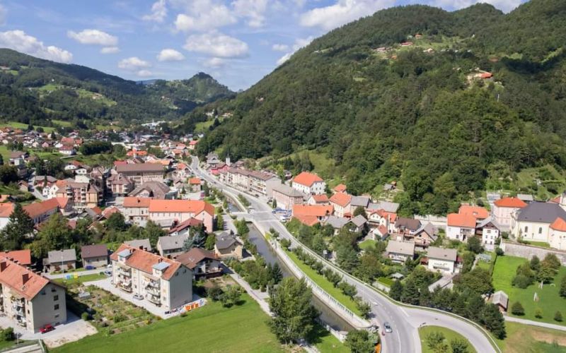 radeče panorama foto KTRC Radeče.jpg