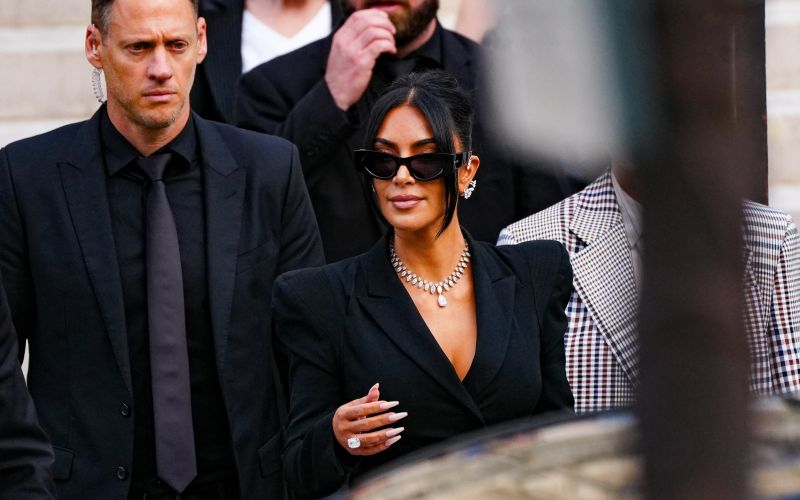 kim-kardashian, sojenje