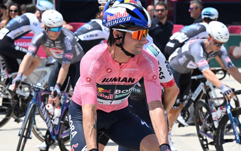 primoz roglic giro 2025.jpg
