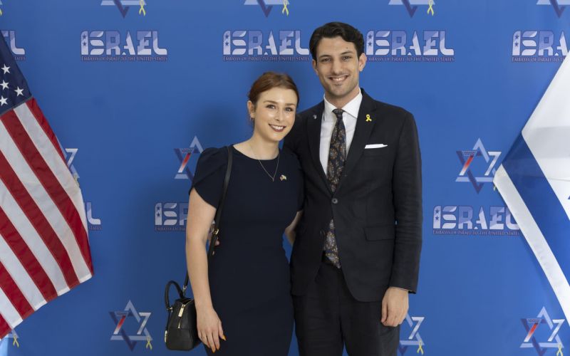 Yaron, sarah