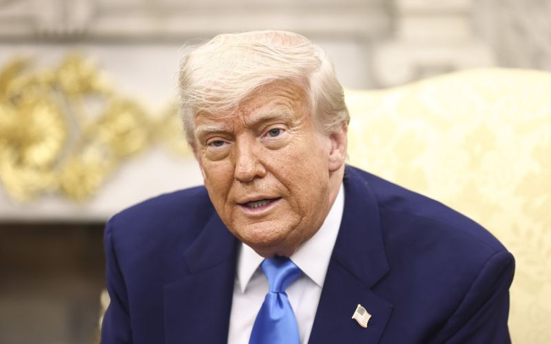 Donald Trumo