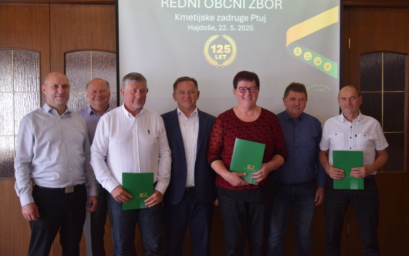 mv-občni zbor zadruga 2.JPG