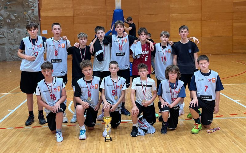 solski_sport_kosarka_OŠ_Olge_Meglic_splet.jpg