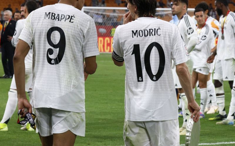 modric mbappe real.jpg