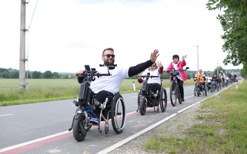 3-paws-tour, tradicionalna-voznja-z-invalidskimi-vozicki