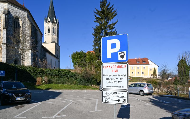 parkiranje pod kapitjem.jpg