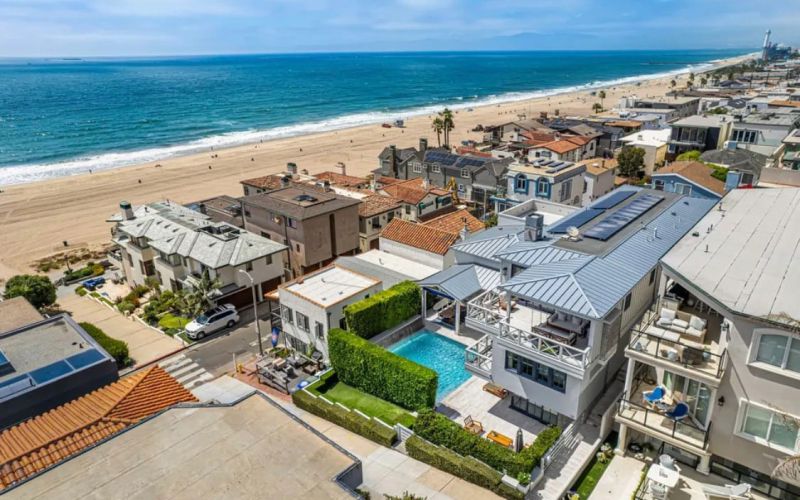 UV2 kopitar vila manhattan beach.jpg