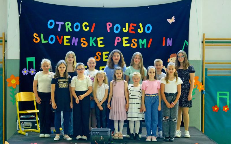 cg_otroci_pojejo_hajdina_15.jpg