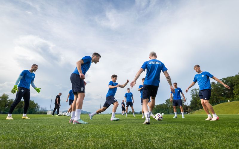 slovenija u21.jpg