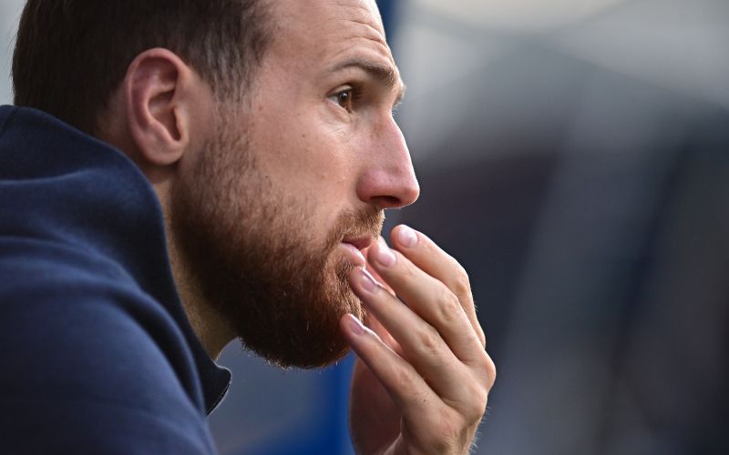 jan oblak mm.jpg