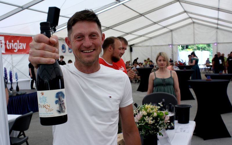 15-festival-modre-frankinje-in-29-finale-slovenskih-salamijad