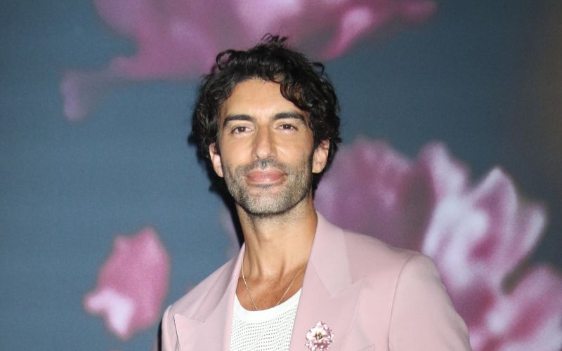 Justin Baldoni - Justin Baldoni je na sodišču izgubil vrotglaviih 352 milijonov evrov odškodnine.