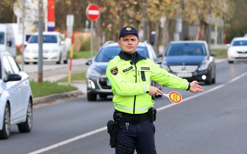 policist.jpg
