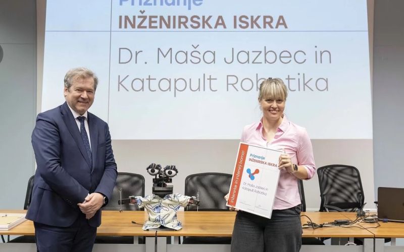 maša jazbec.jpg