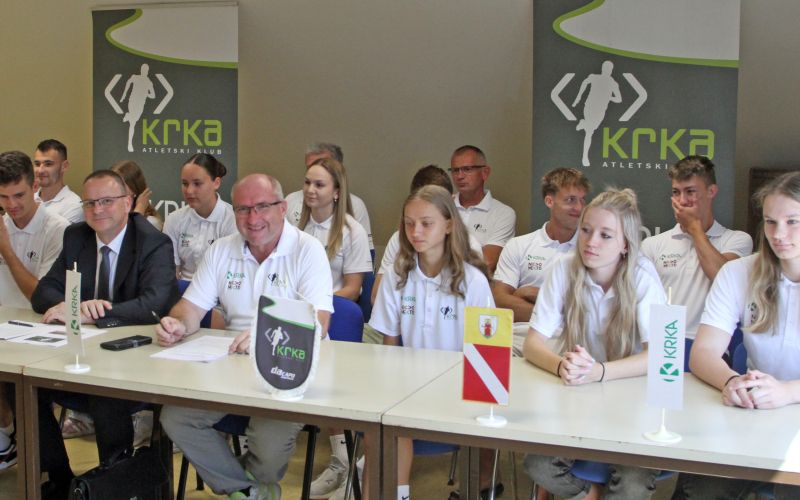 ak-krka, novinarska-konferenca