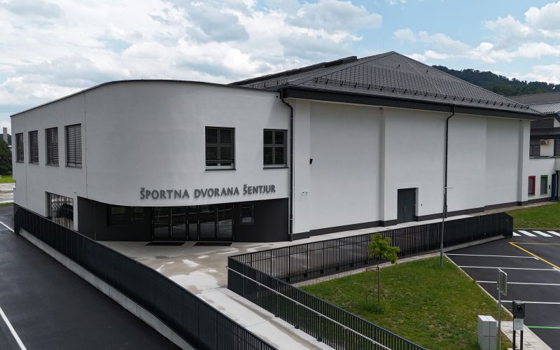 Telovadnica Hruševec.JPG