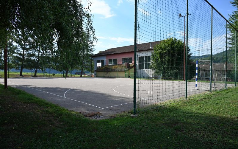 Igrišče na Blanci pred prenovo.JPG