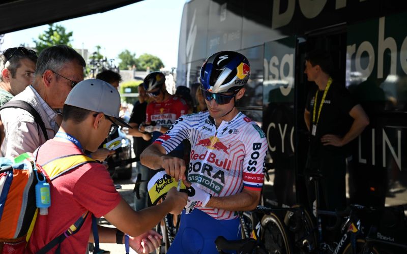 primoz roglic pm.jpg