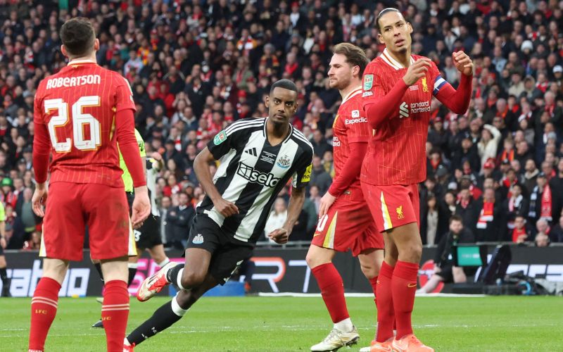 newcastle liverpool isak