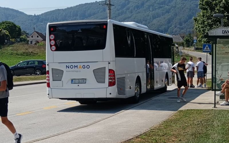 solski_prevozi_avtobus_postaja.jpg