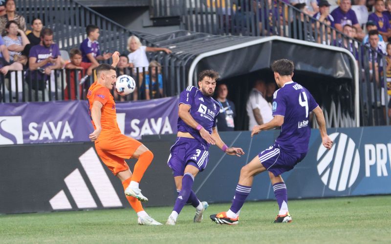 nogomet_1_liga_Maribor_Celje.jpg
