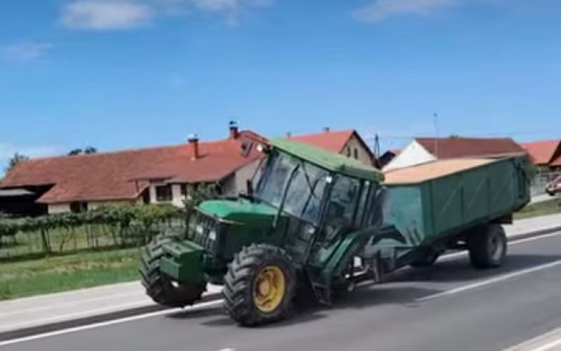 traktor, tišina, oviran promet