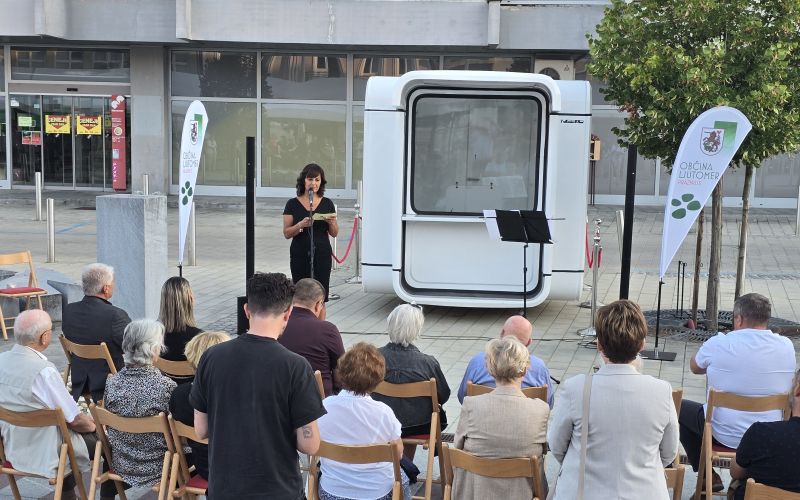 nš-kiosk.jpg