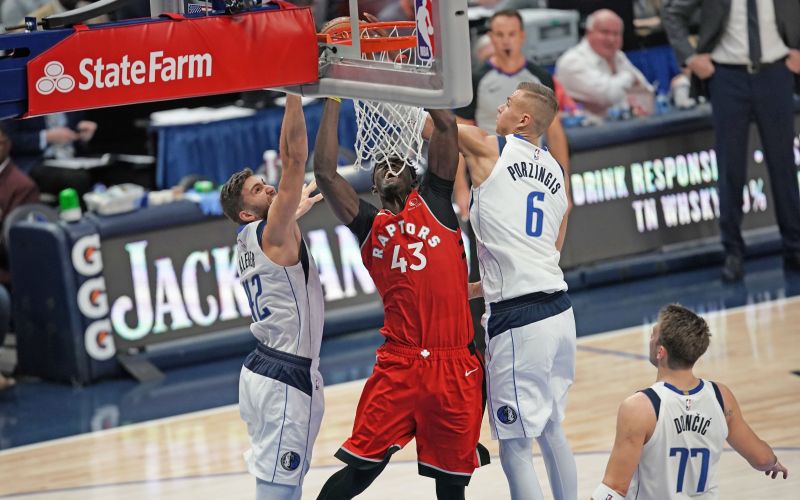 Dončić Kleber Porzingis Dallas Mavericks