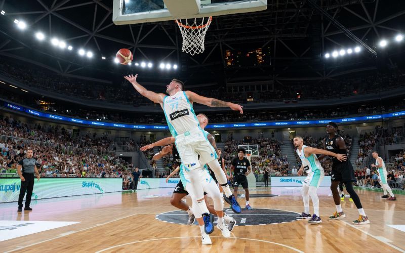luka doncic slovenija.jpg