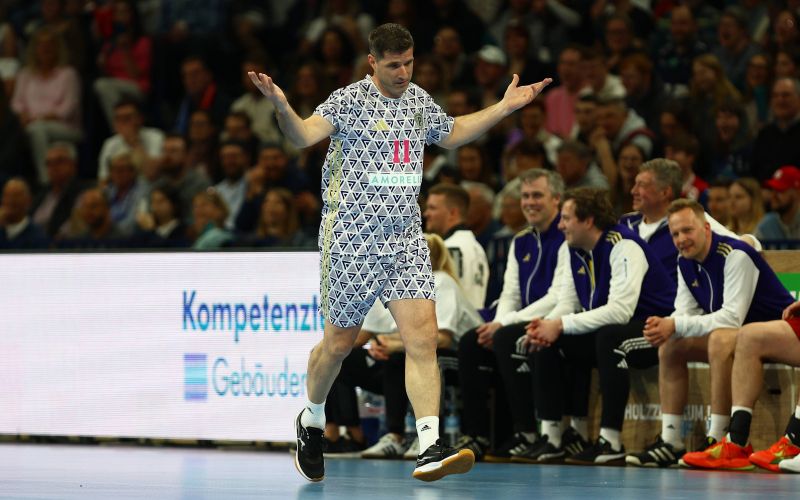roman pungartnik.jpg