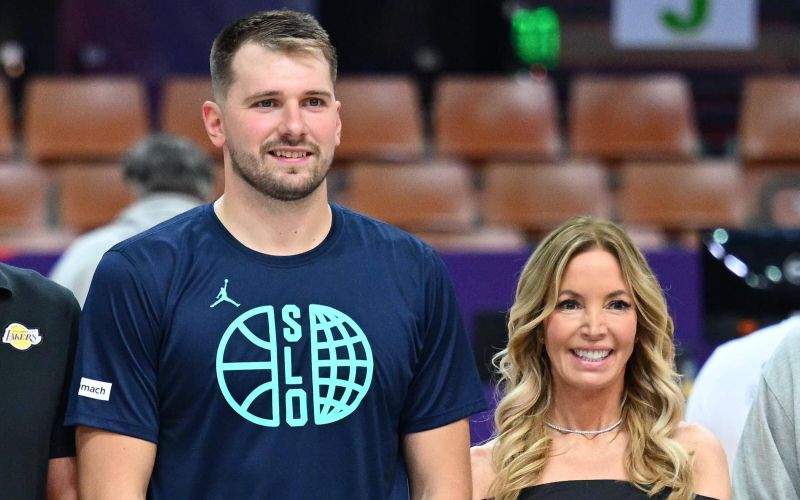 luka dončić jeannie buss.jpg