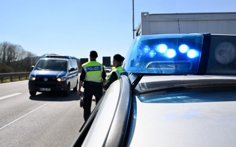 Policija