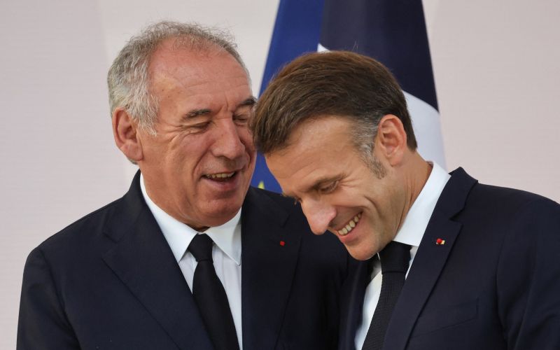 Francois Bayrou, emmanuel macron