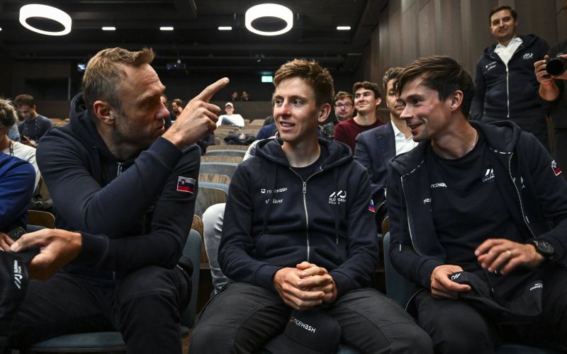 roglic pogacar.jpg