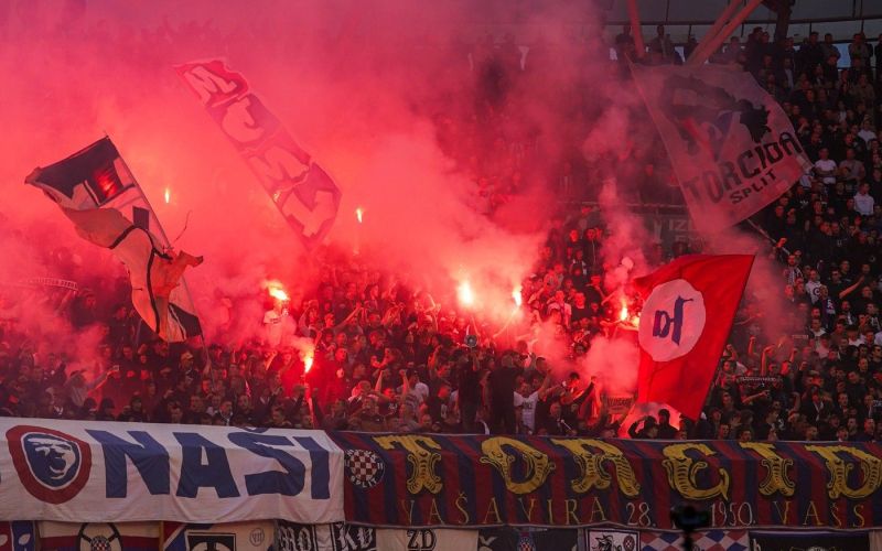 torcida pm.jpg