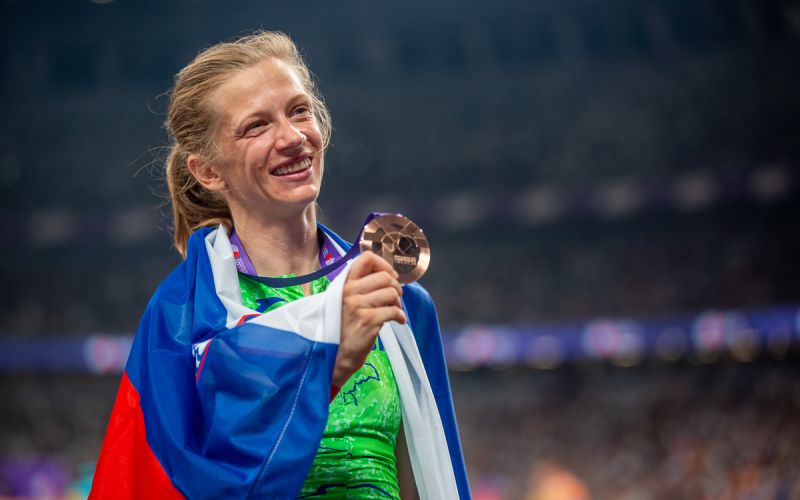 tina sutej.jpg