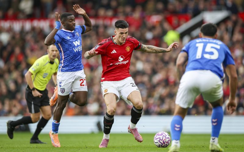 benjamin sesko manchester united.jpg
