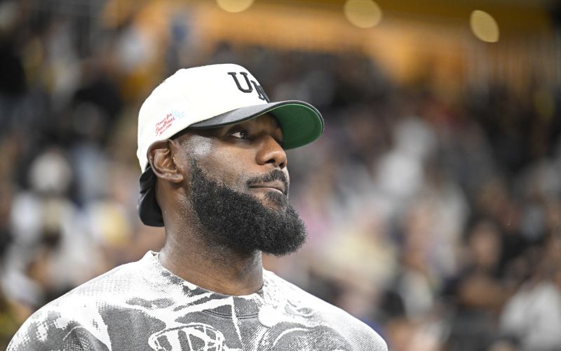 lebron james.jpg