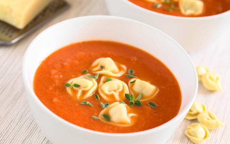 Juha, tortellini