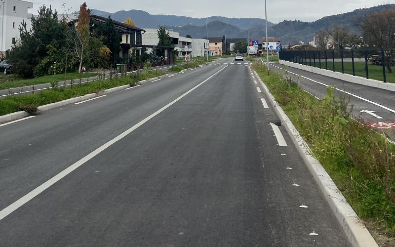 Cesta v Lokrovec