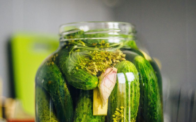 pickled-cucumbers-4403298_1920.jpg