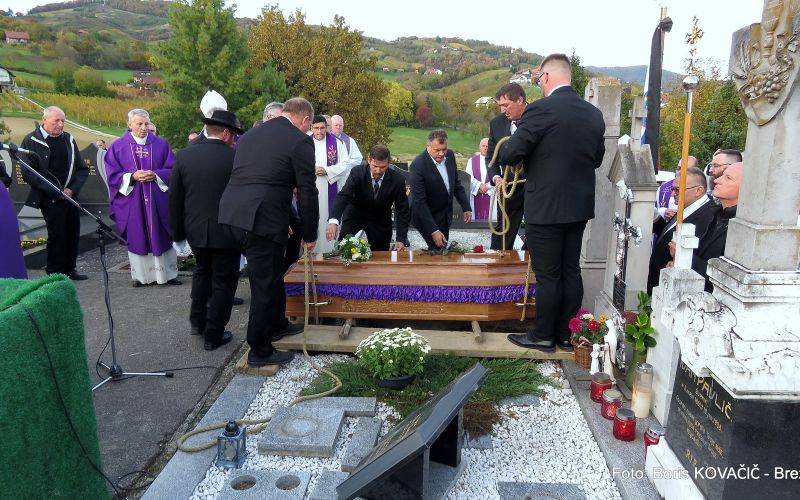 vlado-leskovar, pogreb, bizeljsko