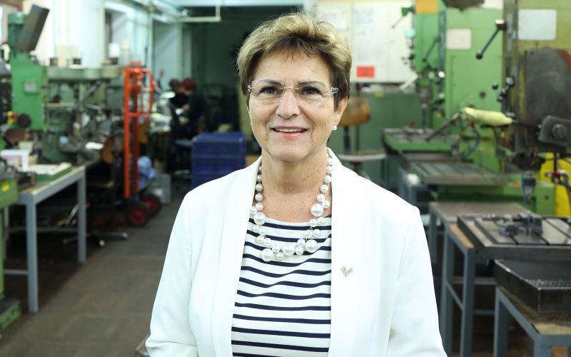 Dr. Mariana Karla Rebernik