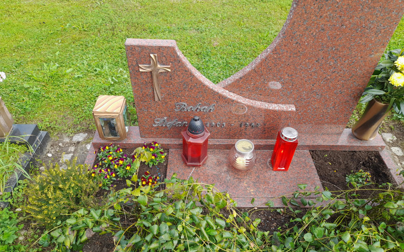 MZ Kraje z grobov1.JPG