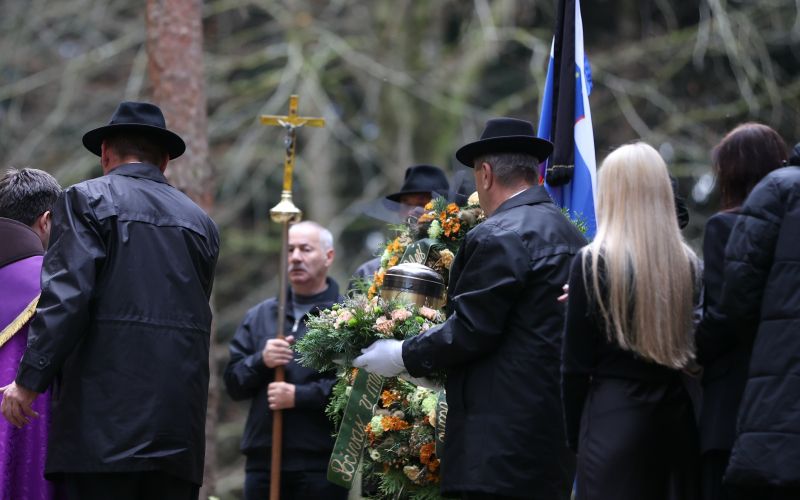 ales-sutar, pogreb, srebrnice