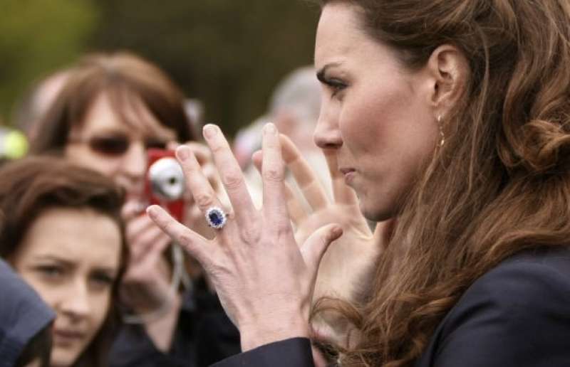Zaročni prstan Kate Middleton