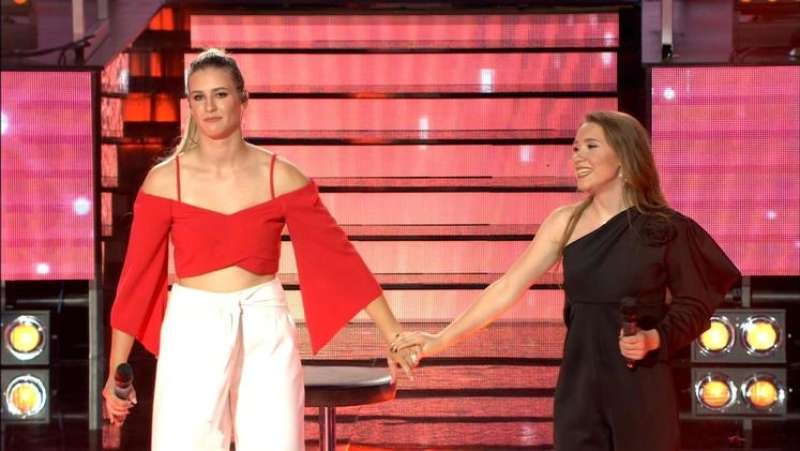 Ariana in Viviana v finalu šova Nova zvezda Slovenije