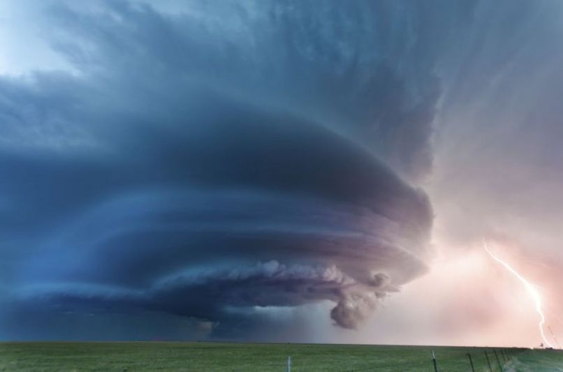 Orkan, katastrofa, tornado